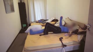 国外四肢缠石膏绑绷带扮残男系列 (3)